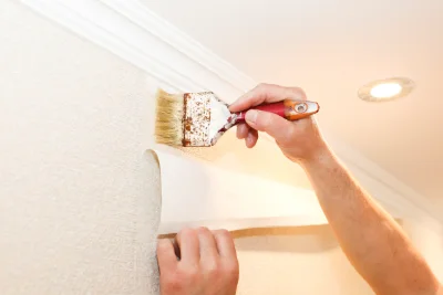 Pose de papier peint à Mens — revêtements muraux et toiles de verre